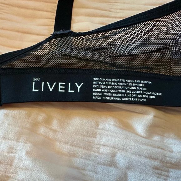 Macy’s Women's Lively Smooth Lace No Wire Push Up black tropical Bra 36C #1329 - Picture 5 of 6